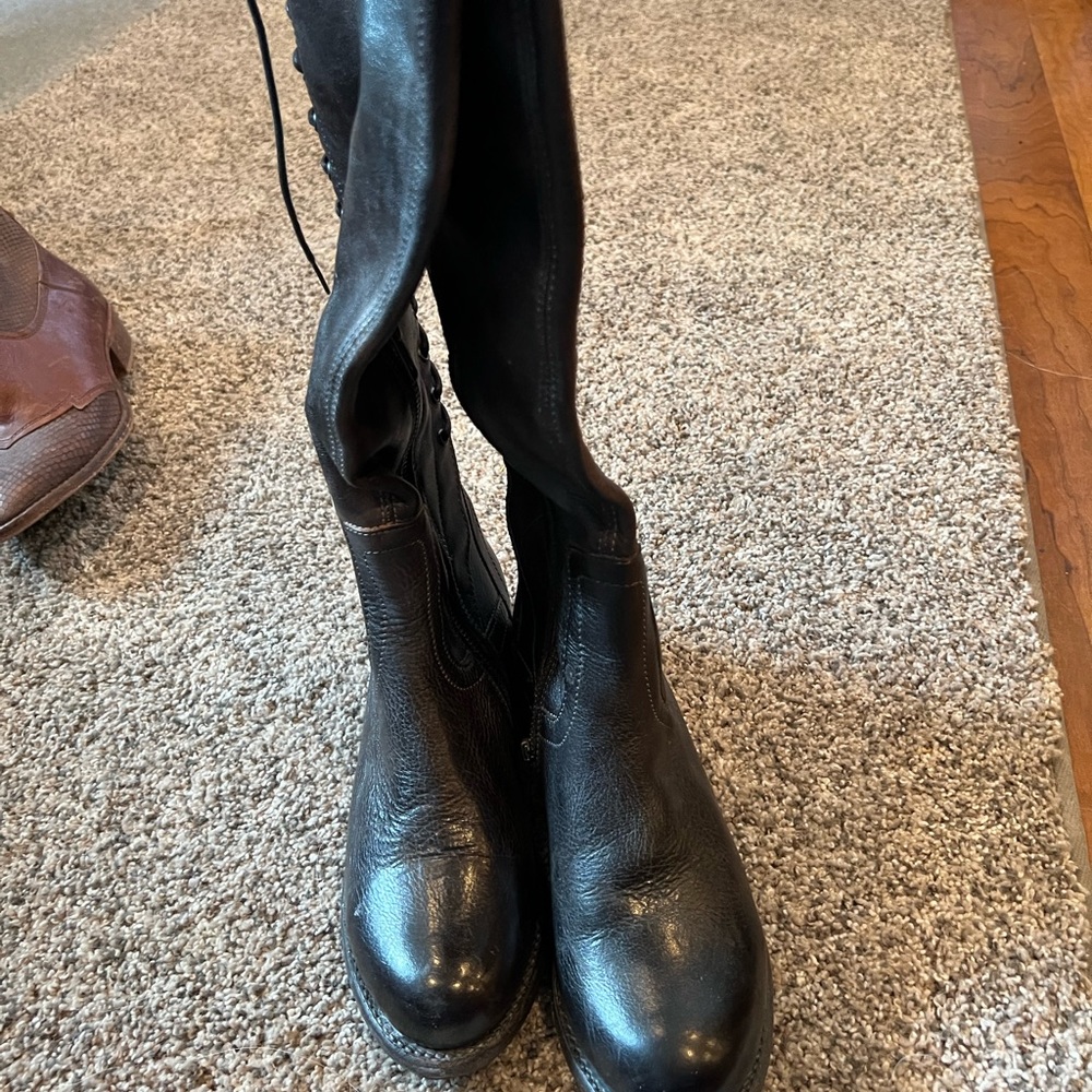 Brand new without tags bed stu boots